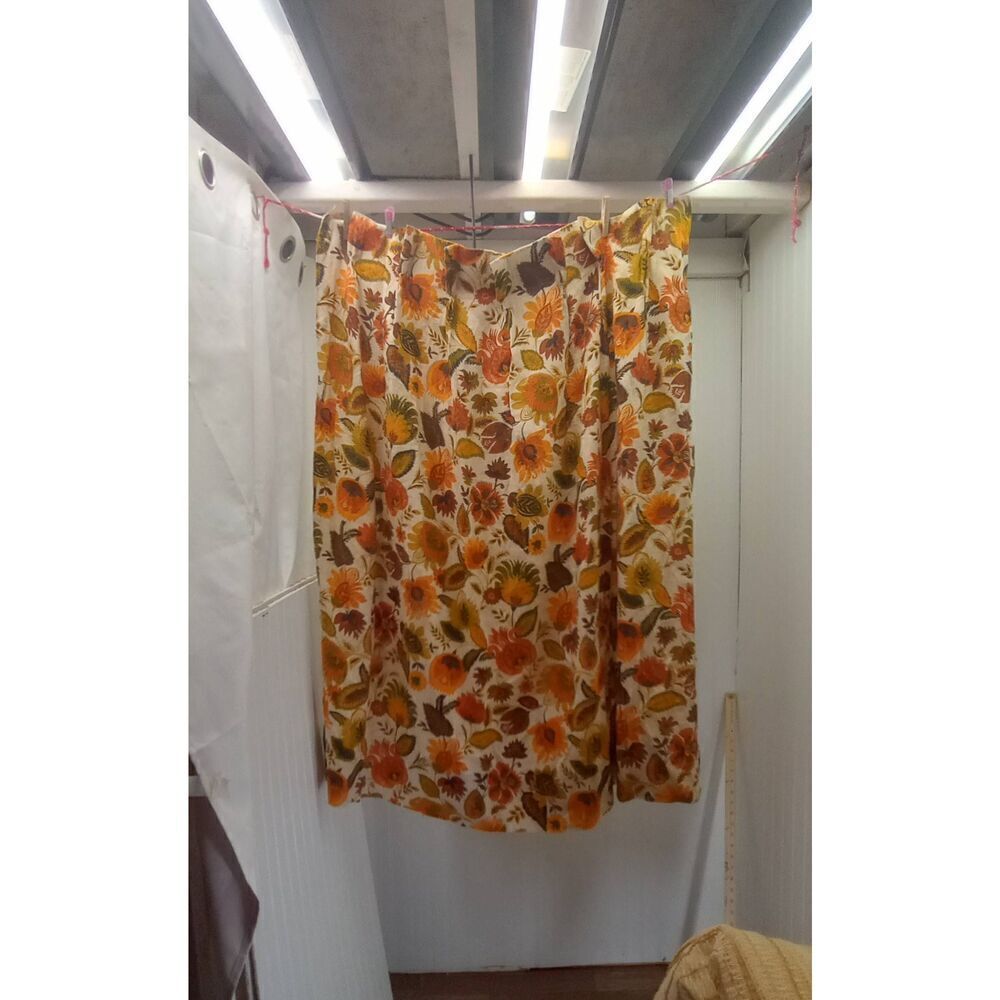 Vintage Dupont 100% linen, groovy pinch pleat curtain panel, please read